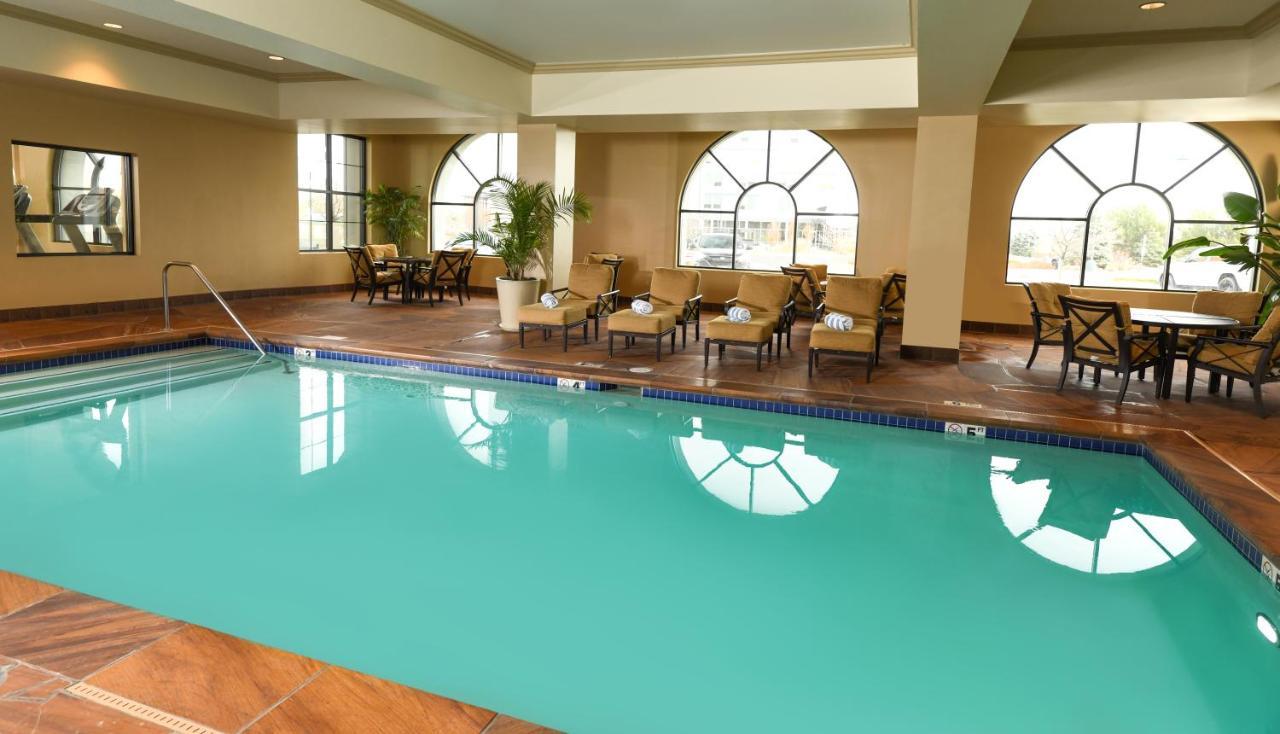 Woolley'S Classic Suites Denver Airport Аурора Екстериор снимка
