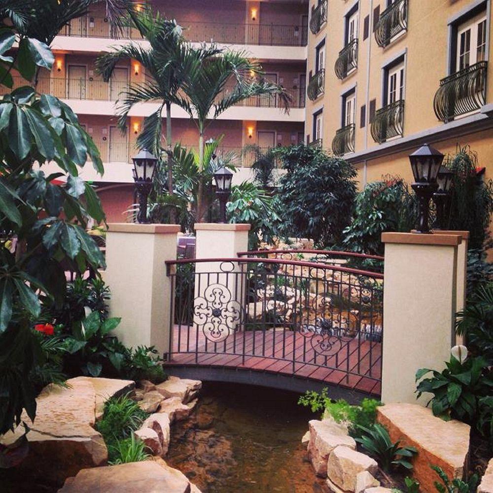Woolley'S Classic Suites Denver Airport Аурора Екстериор снимка