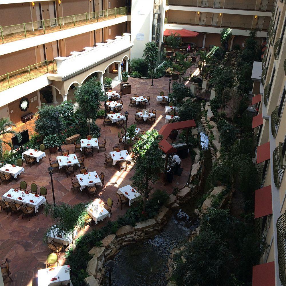 Woolley'S Classic Suites Denver Airport Аурора Екстериор снимка
