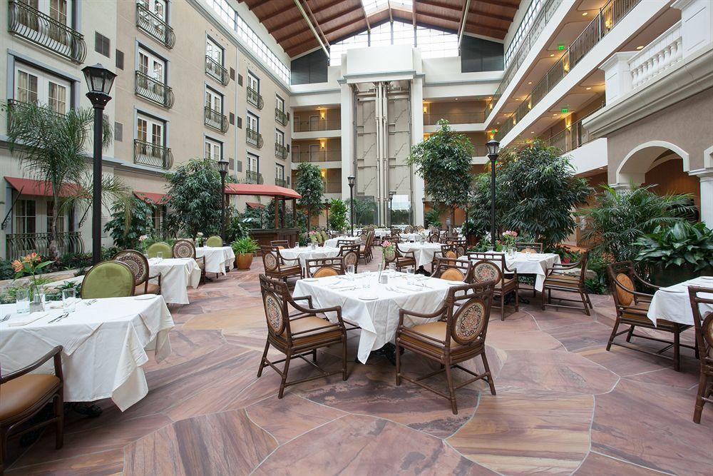 Woolley'S Classic Suites Denver Airport Аурора Екстериор снимка